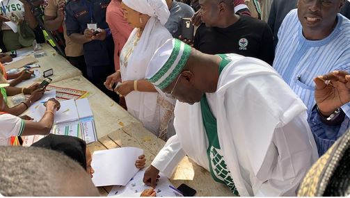 JUST IN: PDP Presidential Candidate Atiku Abubakar votes in Adamawa