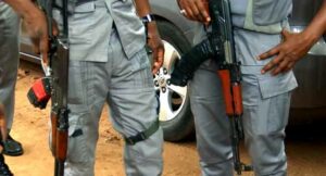 Customs invades Ibadan market, carts away truckloads of foreign rice