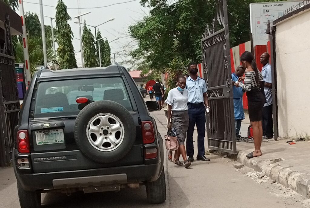 PHOTOS: Nigerian doctors begin strike over pay, inadequate ...